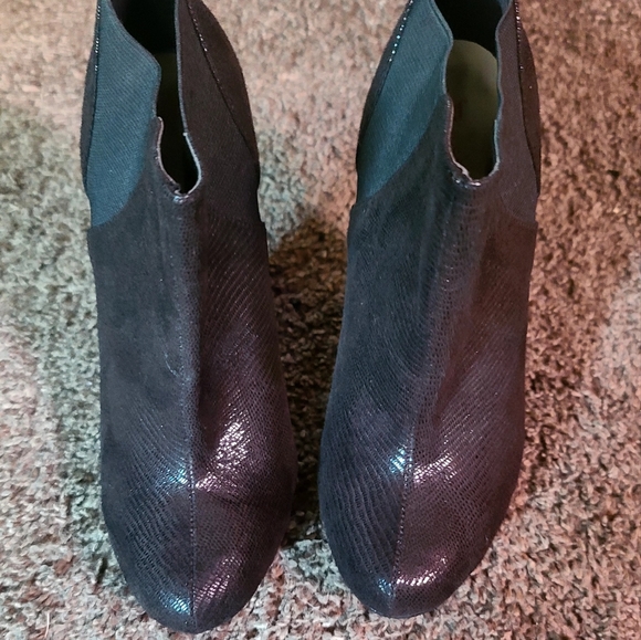 Black & red Platform booties Just Fabulous VIP Exclusive Luxury line sz7.5 - Picture 5 of 16